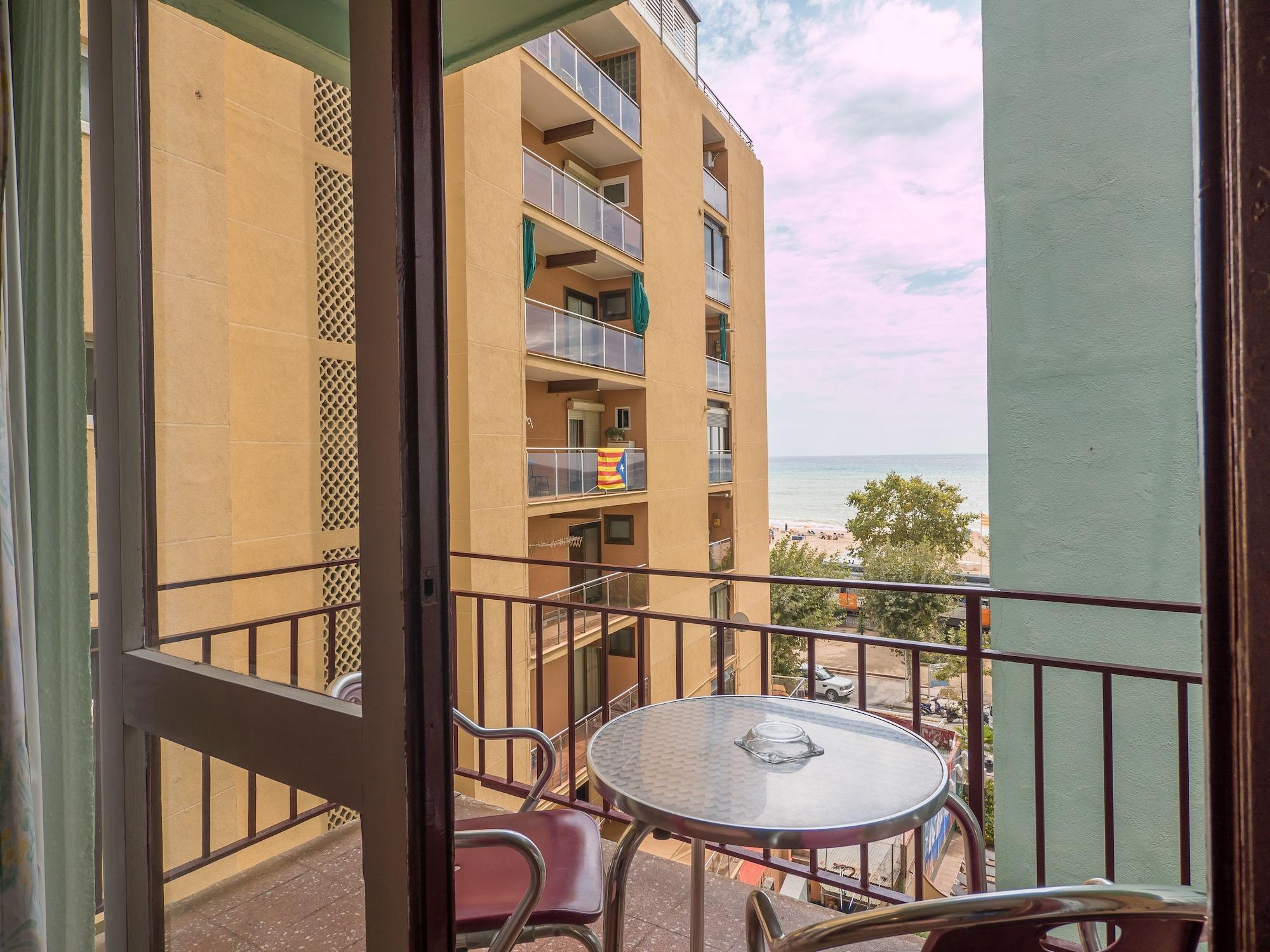 Checkin Garbi Hotel Calella Exterior photo