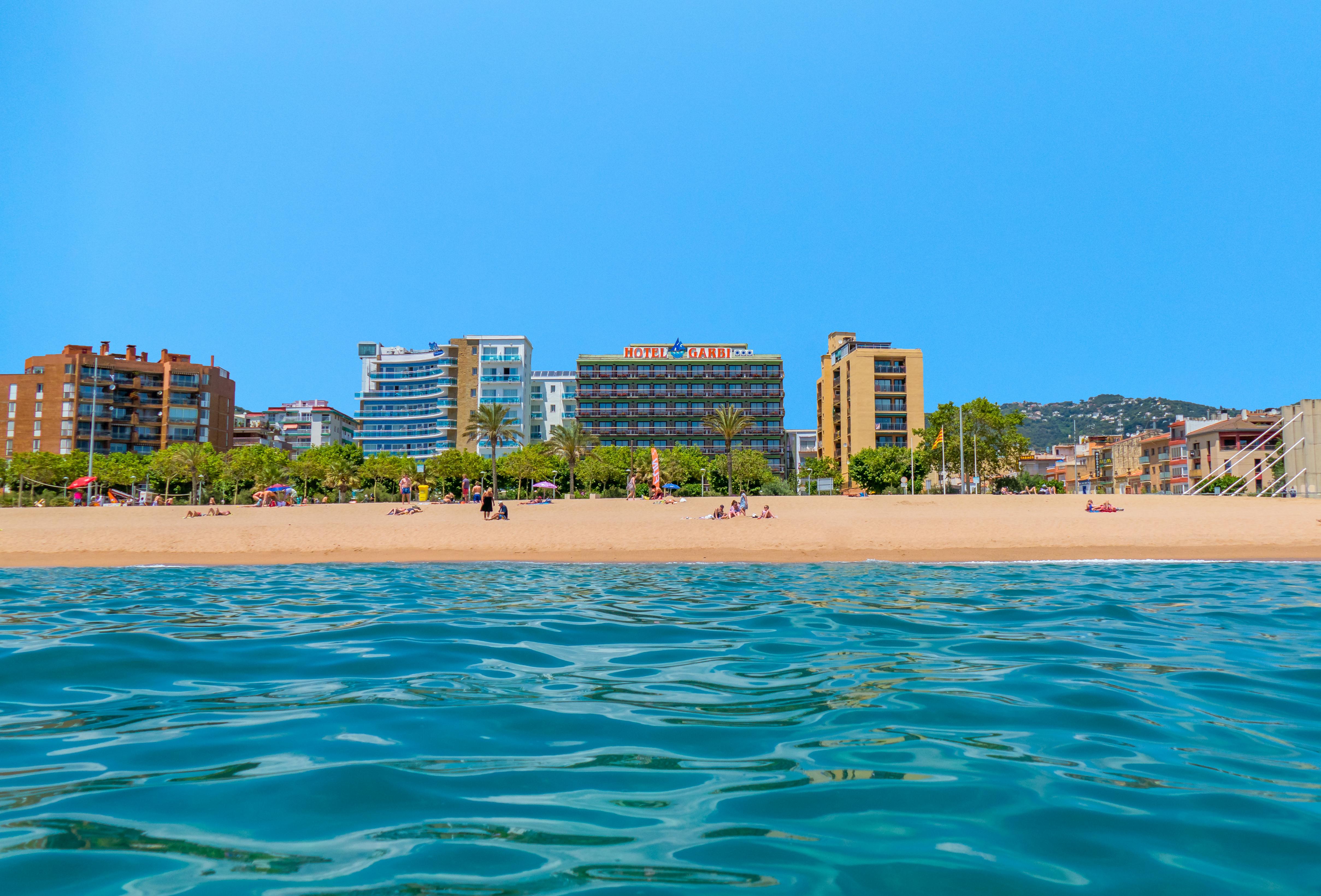 Checkin Garbi Hotel Calella Exterior photo