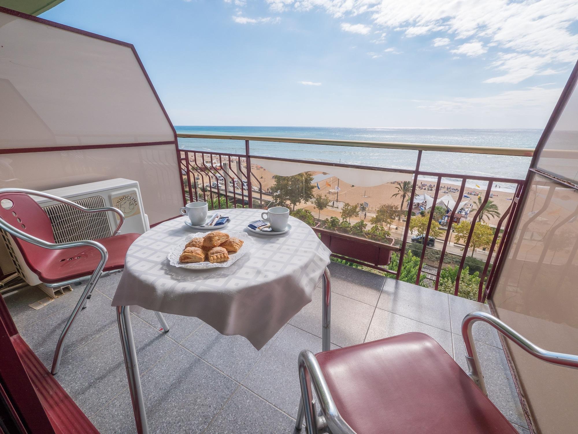 Checkin Garbi Hotel Calella Exterior photo